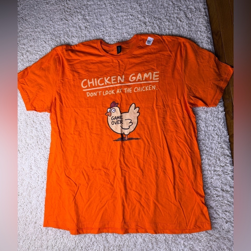 Men’s 2XL Orange Chicken Game Graphic T-Shirt
